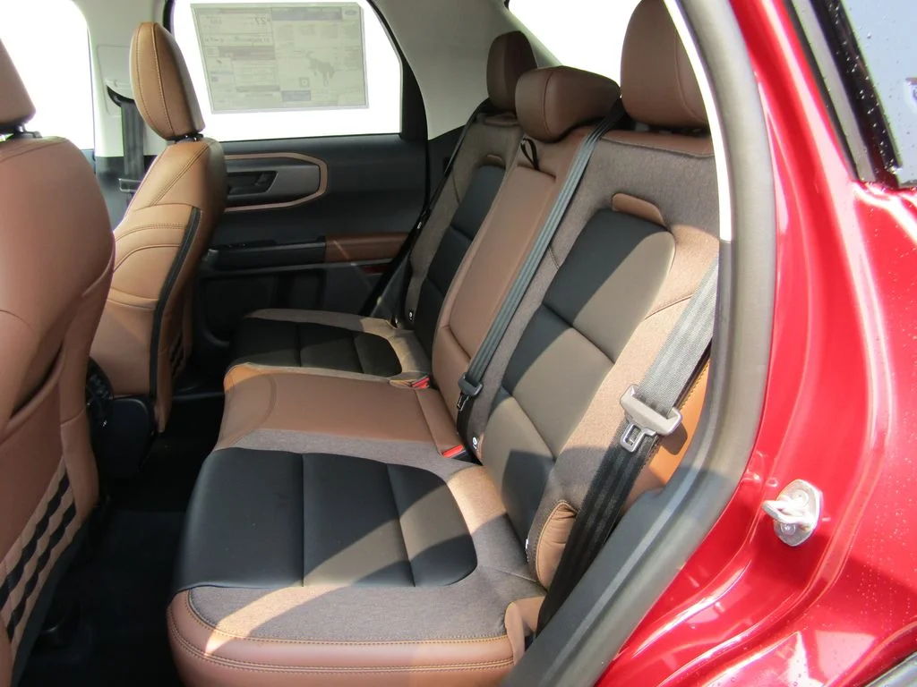 New 2026 Ruby Red Metallic Tinted Clearcoat Ford Outer Banks® image 25
