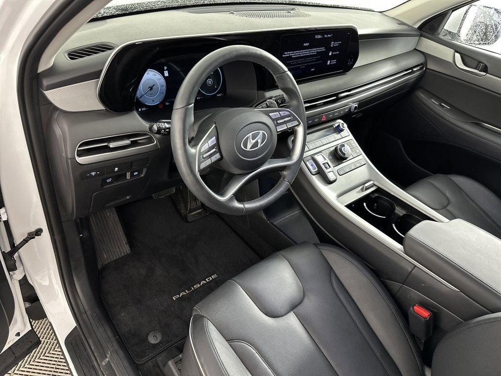 Used 2025 Hyper White Hyundai SEL Premium image 10