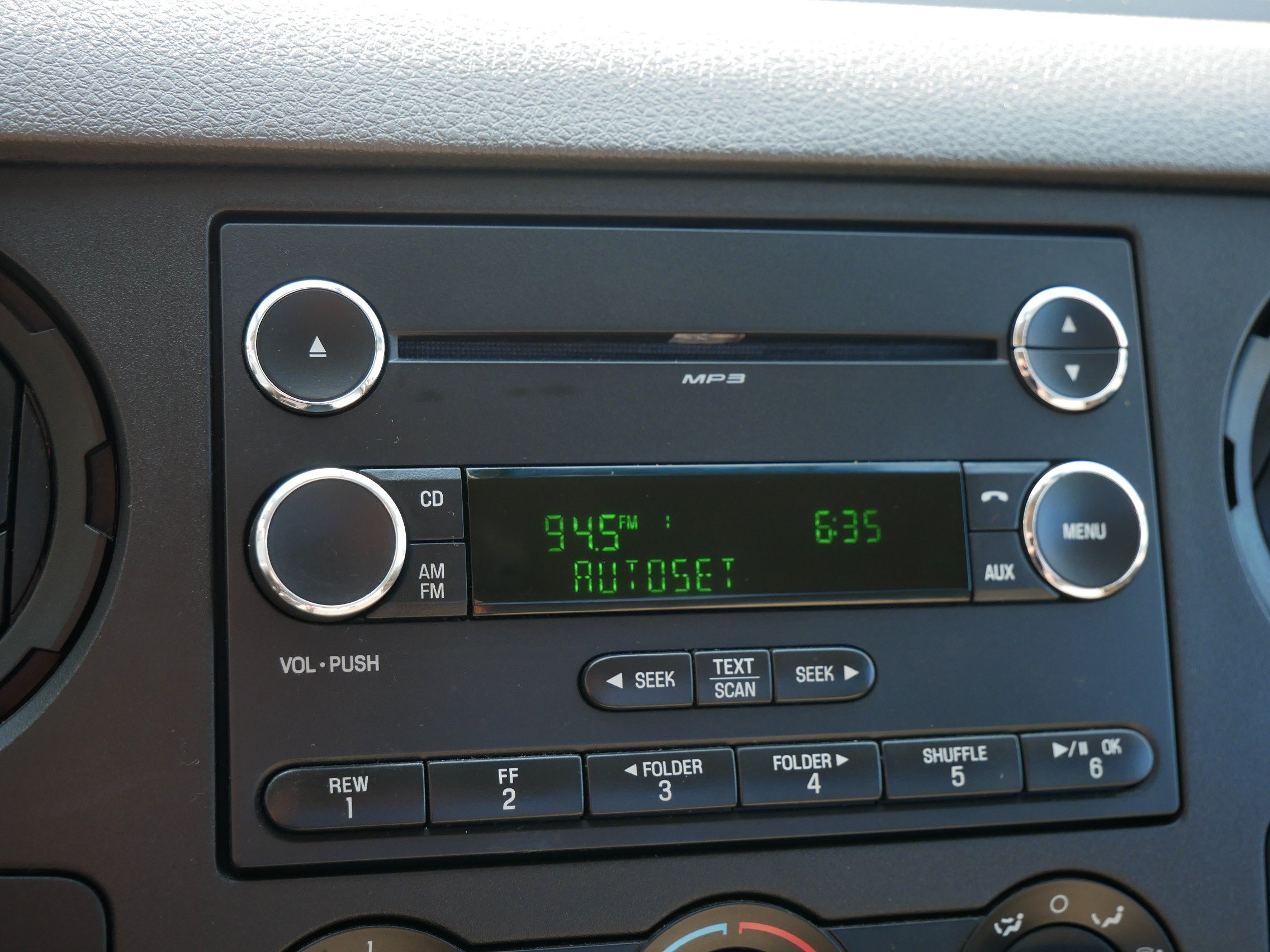Used 2010 White Ford XL image 21