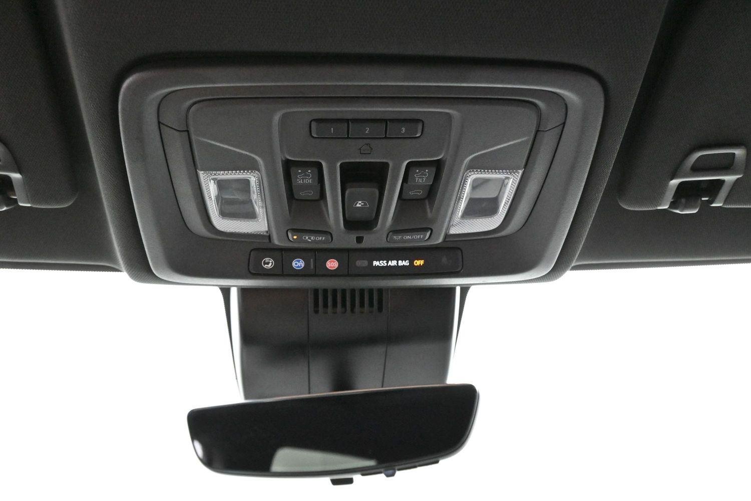 Used 2024 Black Chevrolet High Country image 27