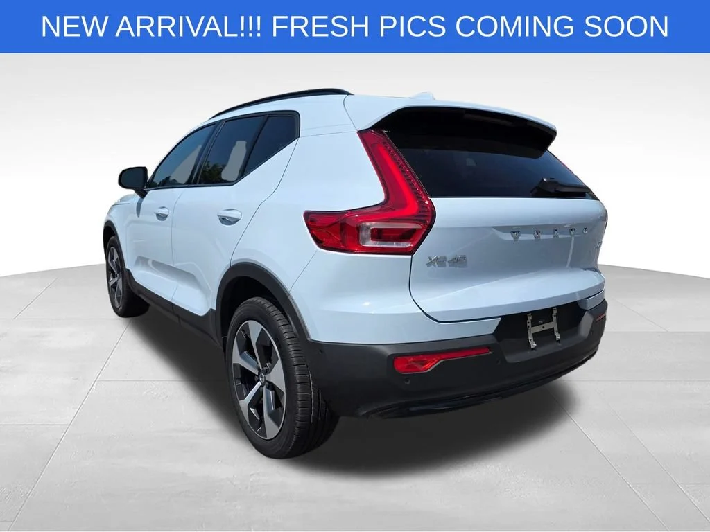 Used 2026  Volvo Plus image 6