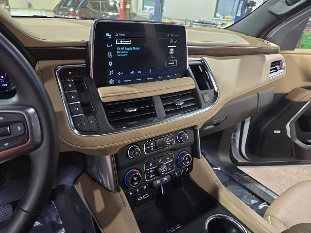 Used 2023 White Chevrolet Premier image 22
