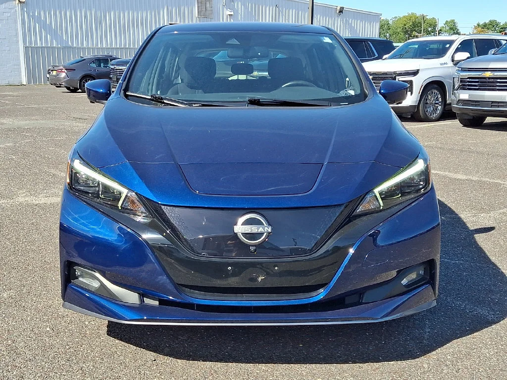 Used 2023 Blue Nissan SV Plus image 3