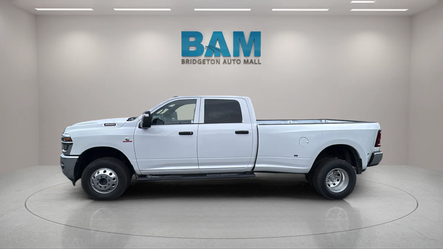 Used 2026 White Ram Tradesman Crew Cab 4x4 8