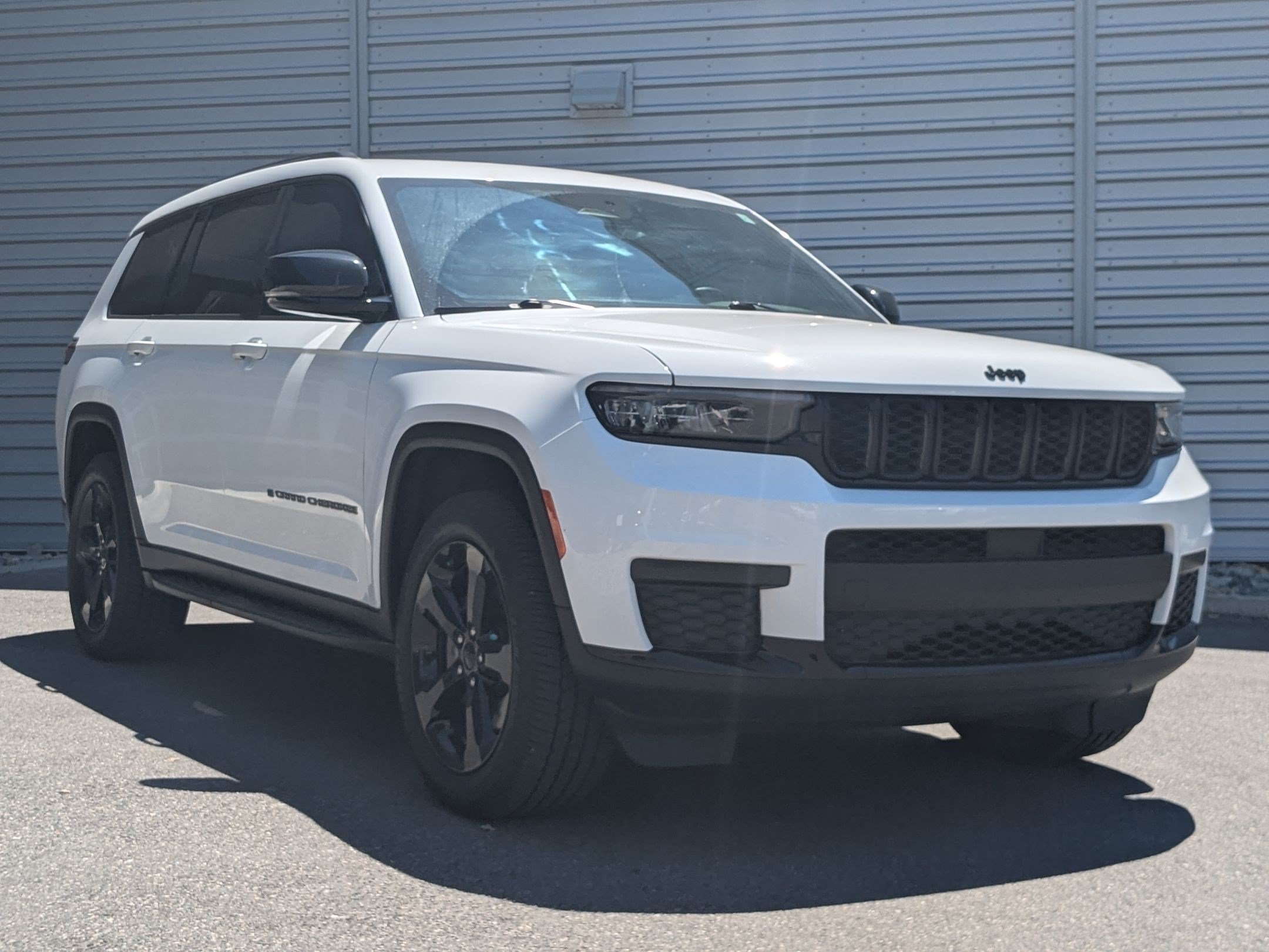 Used 2021 Bright White Clearcoat Jeep Altitude image 3