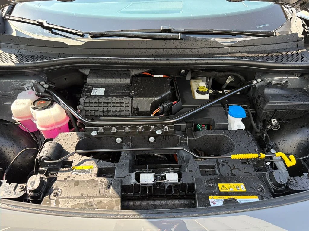 Certified Used 2025 Gray Volkswagen Pro image 22