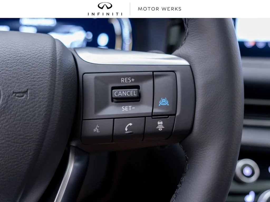 New 2027 DEEP EMERALD INFINITI Luxe AWD image 32