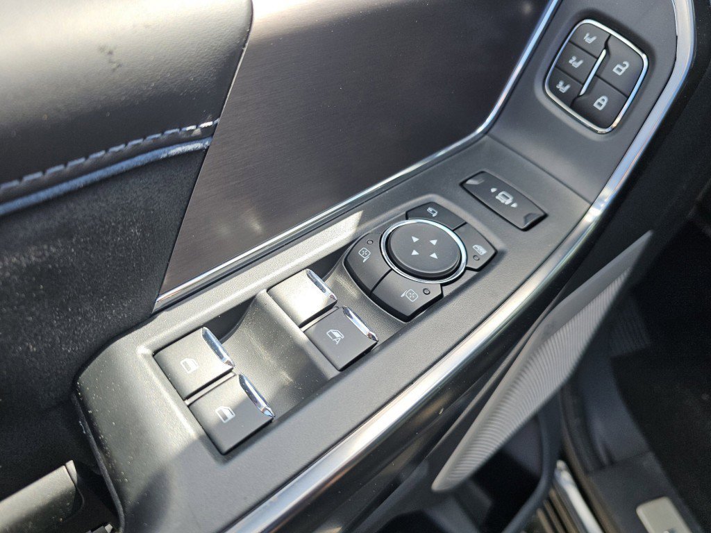 New 2026 Agate Black Metallic Ford Platinum image 33