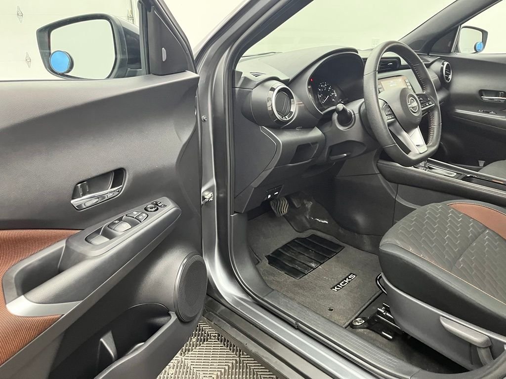 Used 2024 Gun Metallic Nissan SR image 16