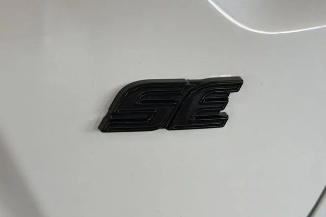 Used 2024 Ice Cap Toyota SE image 36