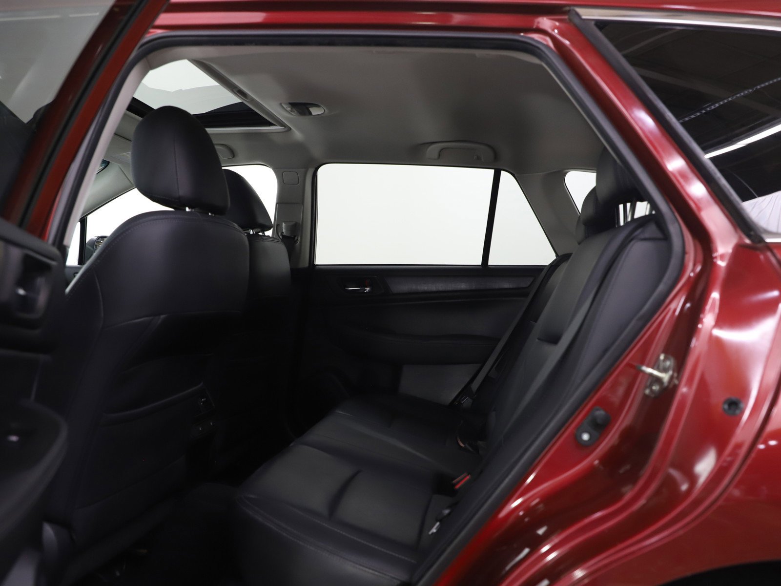 2015 Subaru Outback Limited - Photo 18