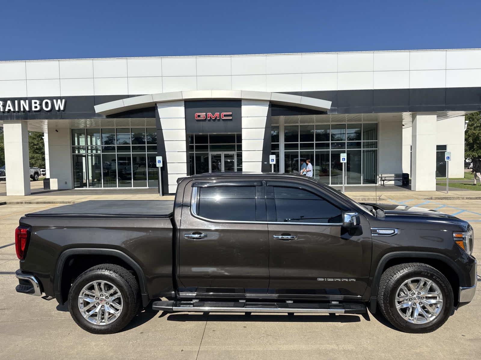 2021 GMC Sierra 2WD Crew Cab Short Box SLT's photo