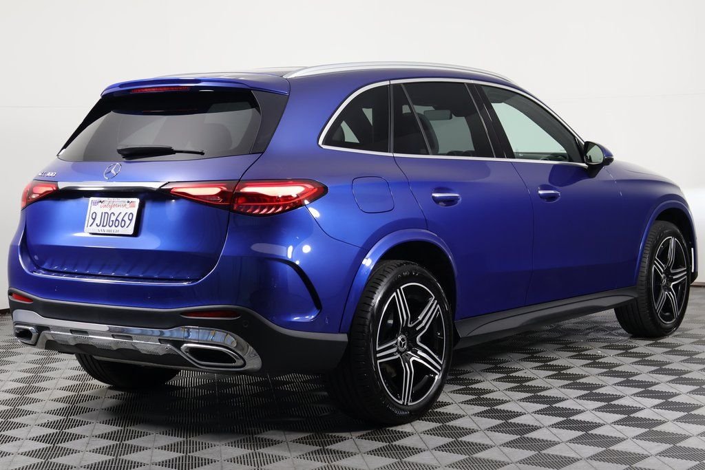 Certified Used 2023 Starling Blue Metallic Mercedes-Benz GLC 300 image 4
