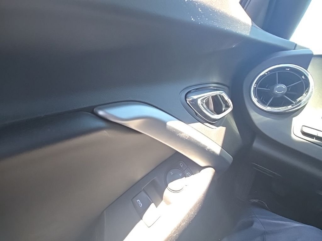 Used 2017 Red Chevrolet SS image 27