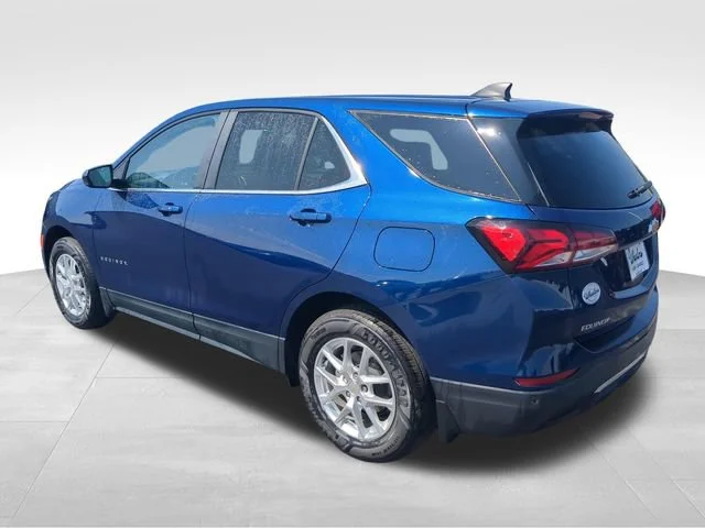 Used 2022 Blue Glow Metallic Chevrolet LT image 3