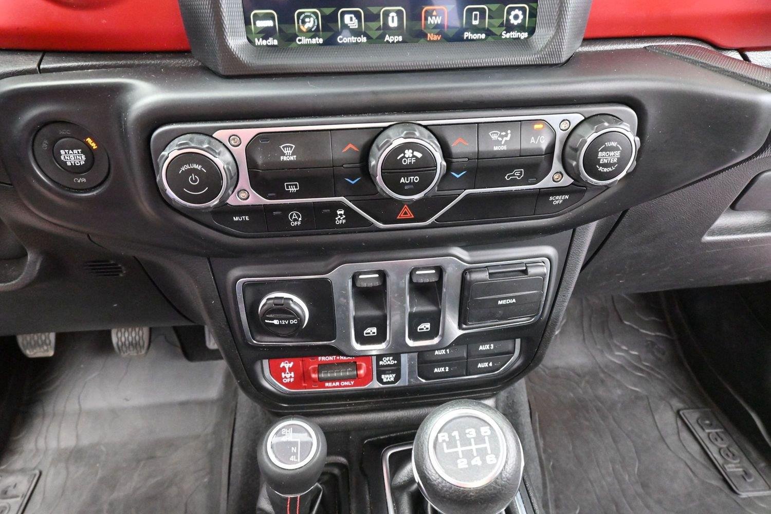 Used 2023 Firecracker Red Clearcoat Jeep Rubicon image 22