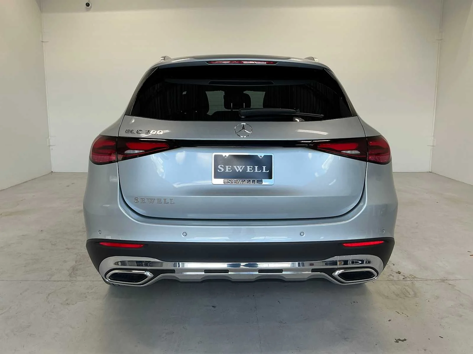 Certified Used 2026 Cirrus Silver Metallic Mercedes-Benz GLC 300 image 7