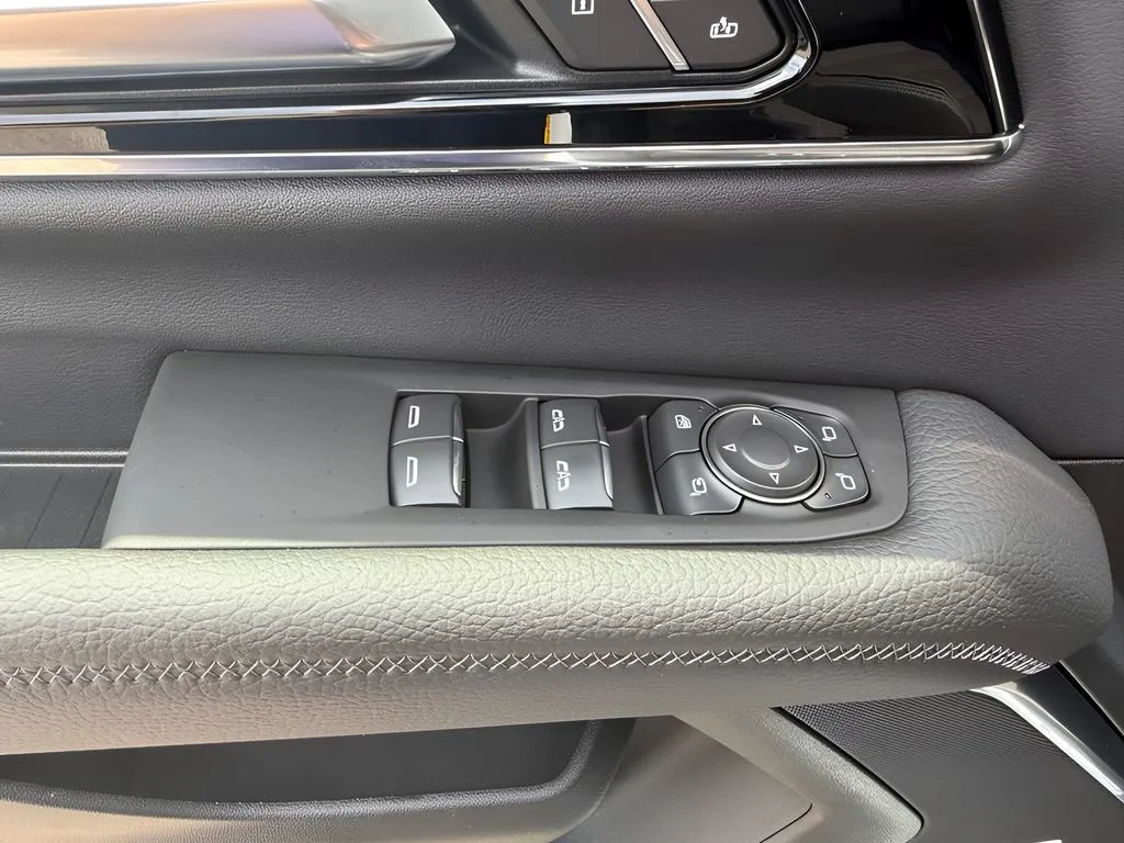 New 2026 Glacier White Tricoat GMC Denali image 32