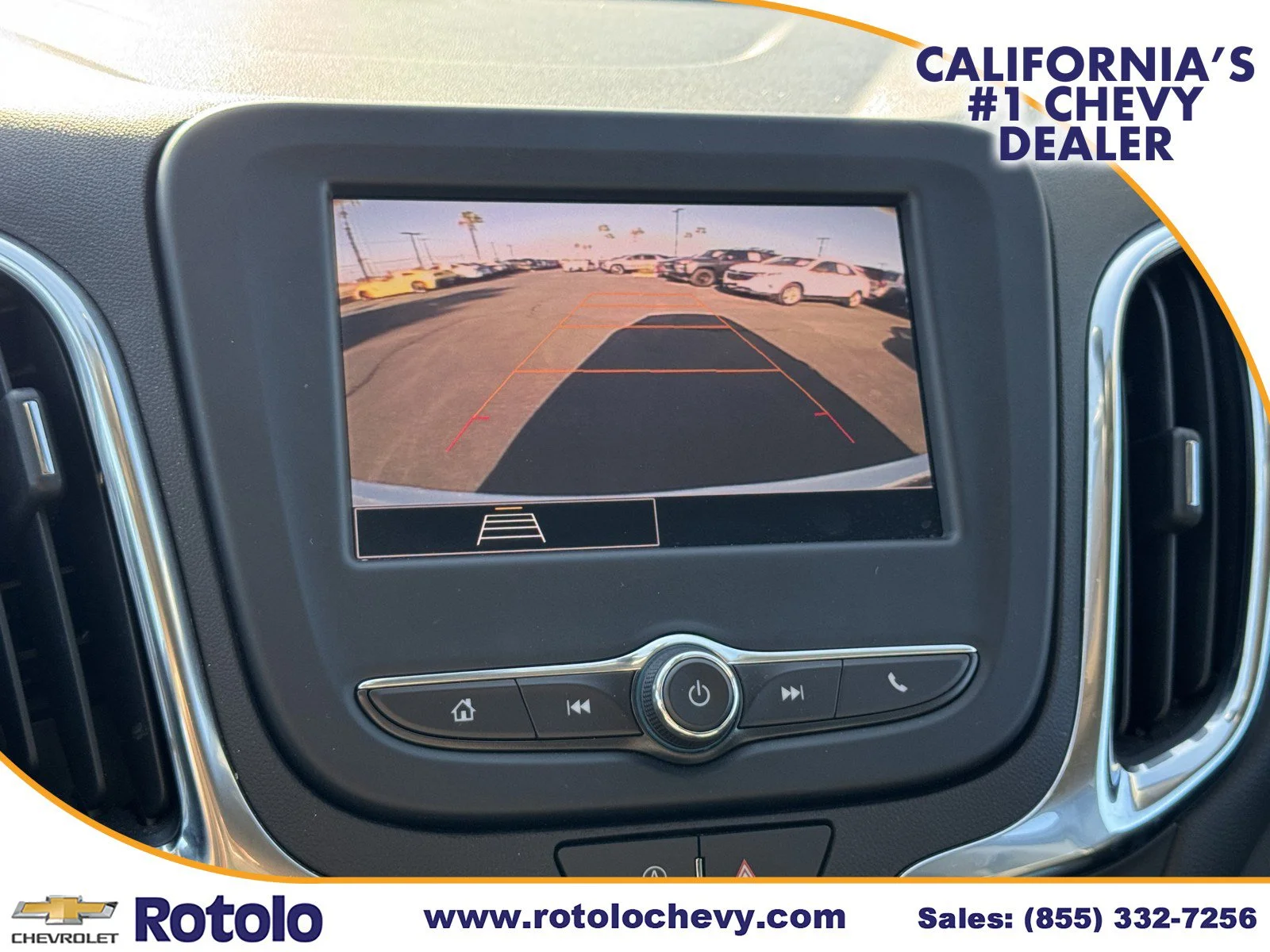 Used 2024 Summit White Chevrolet LT image 19