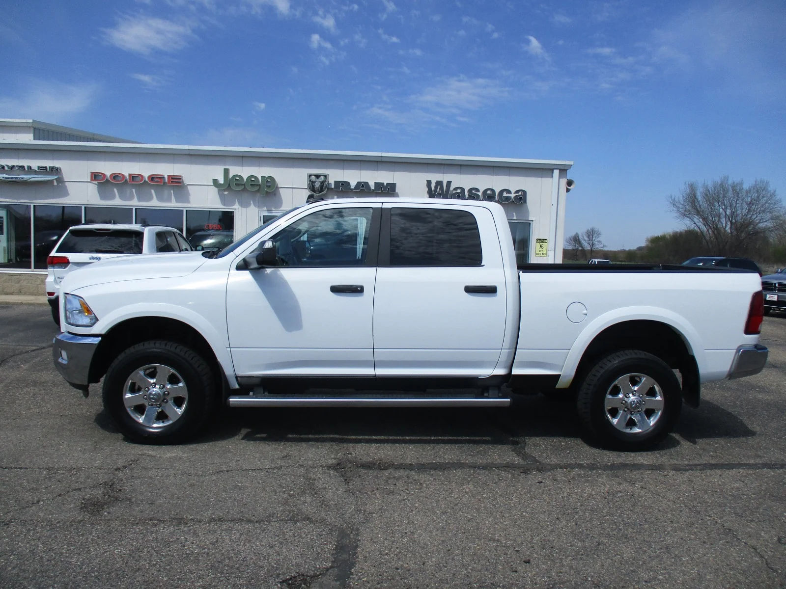 Used 2014 RAM Ram 2500 Pickup Outdoorsman with VIN 3C6UR5DL0EG185895 for sale in Waseca, Minnesota