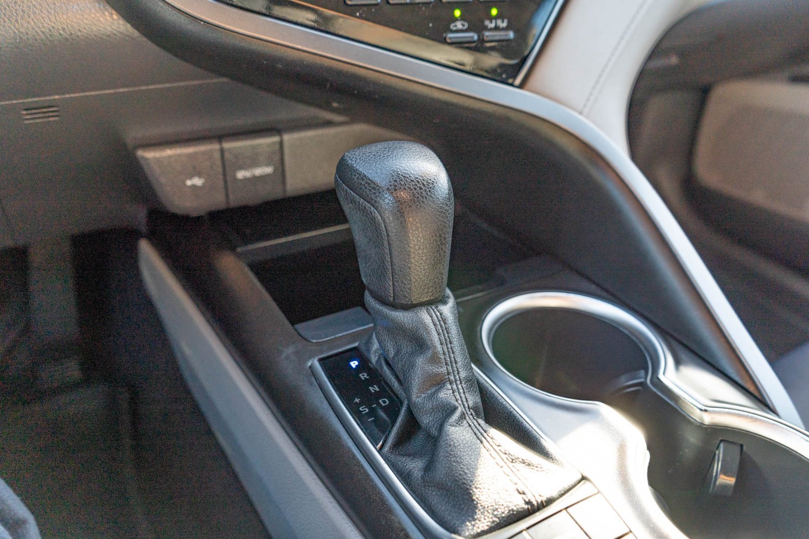 Certified Used 2022 Celestial Silver Metallic Toyota LE image 23