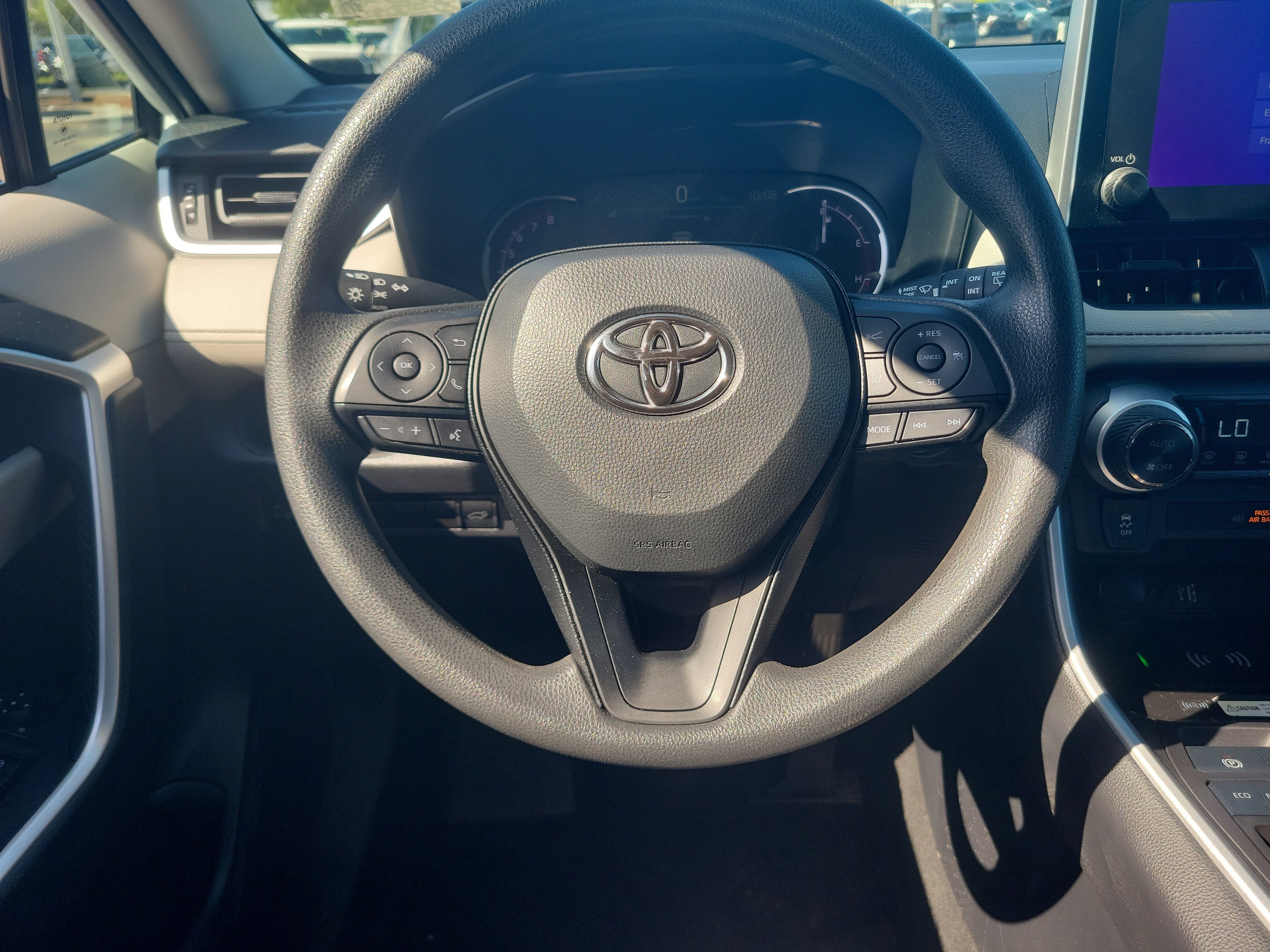 Used 2024 Ice Toyota XLE image 13