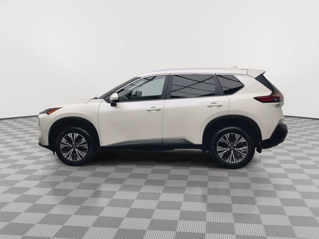 Used 2023 Pearl White Tricoat Nissan SV image 35