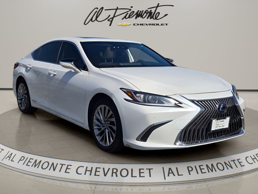 2019 Lexus ES Hybrid