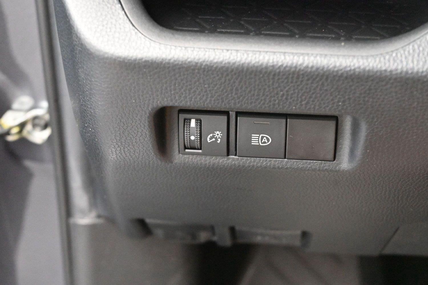 Used 2022 Magnetic Gray Metallic Toyota LE image 27
