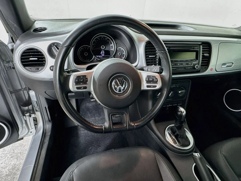 Used 2014 Silver Volkswagen 2.5L image 11
