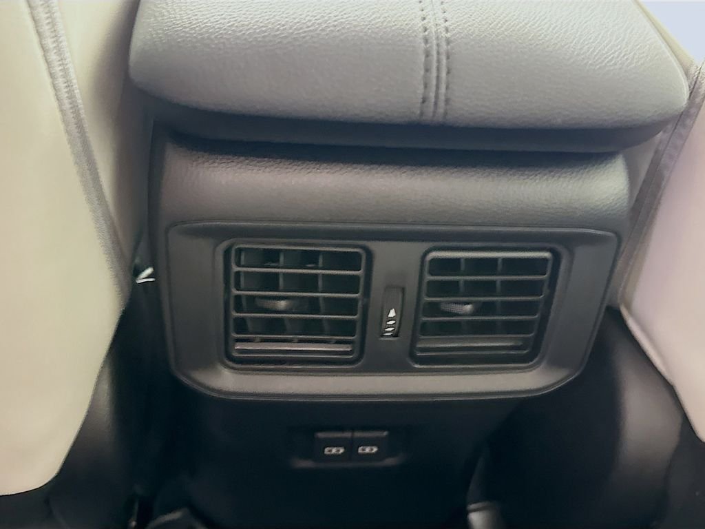 Used 2024 Wind Chill Pearl Toyota Hybrid XLE Premium image 24
