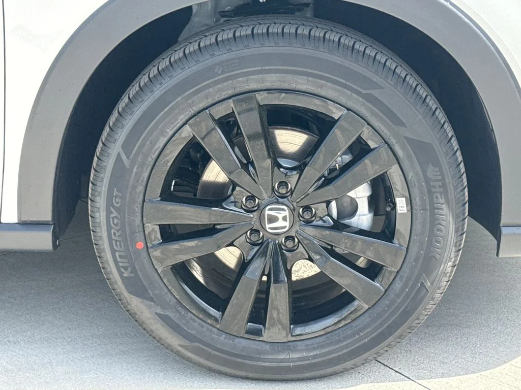 2026 Honda HR-V Sport - Photo 11