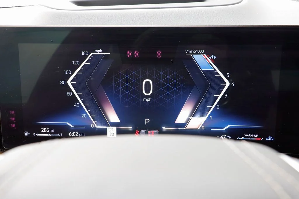 2026 BMW X7 40i - Photo 8