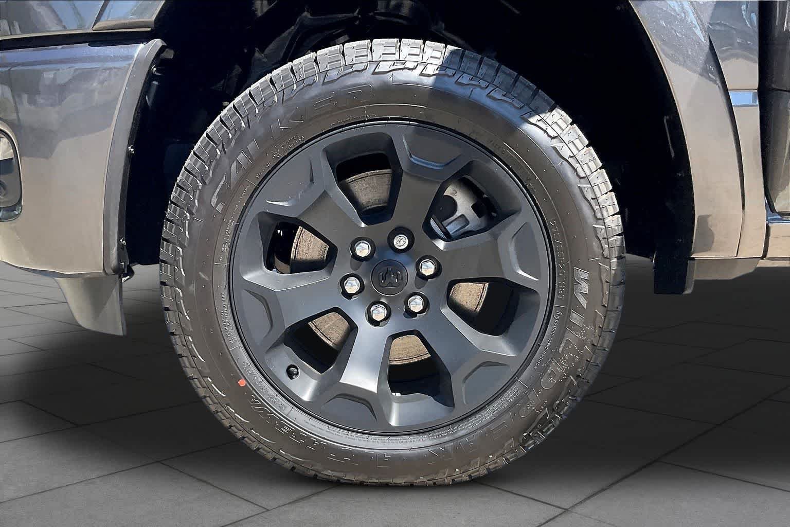 New 2026 Granite Crystal Metallic Clear-Coat Exterior Paint RAM Big Horn image 11