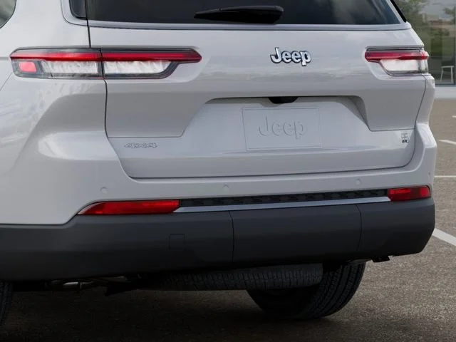 New 2026 Bright White Clear-Coat Exterior Paint Jeep  image 14