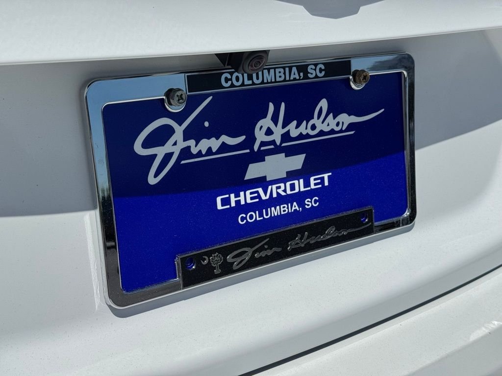 Used 2025 White Chevrolet LT image 15