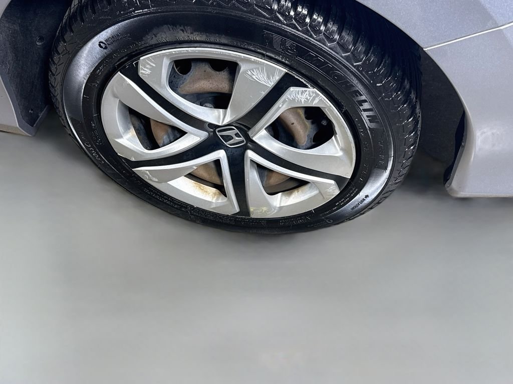 Used 2017 Lunar Silver Metallic Honda LX image 28