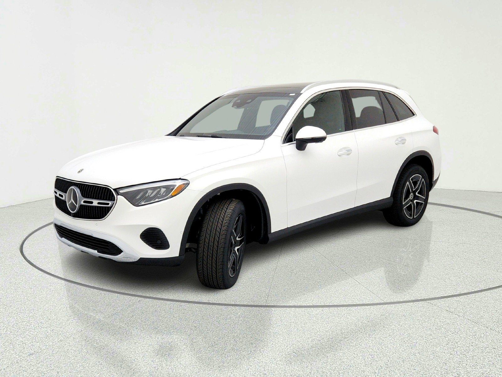 2026 Mercedes-Benz GLC GLC 300 4MATIC's photo