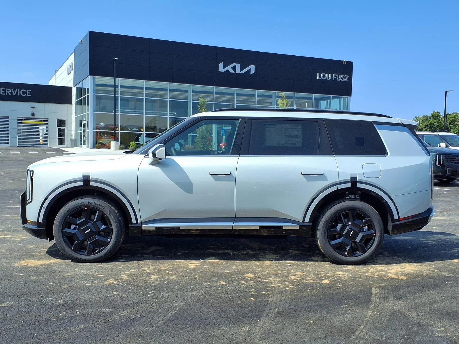 New 2027 Ivory Silver Kia SX-Prestige image 12