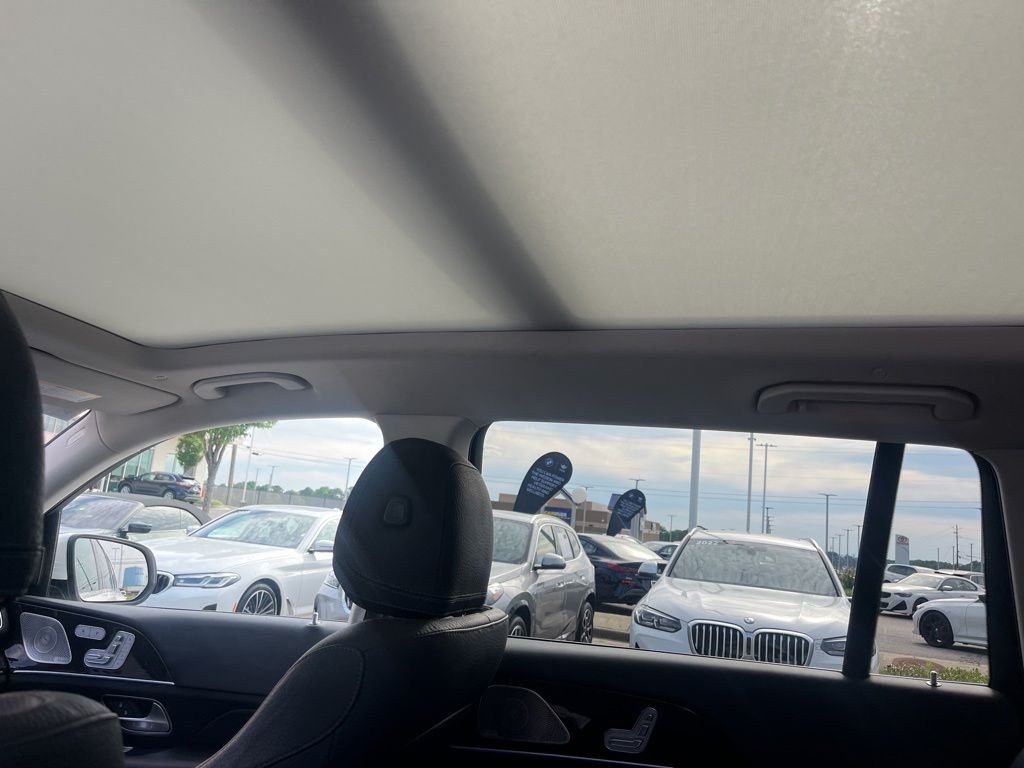 Used 2022 White Mercedes-Benz GLS 450 image 20
