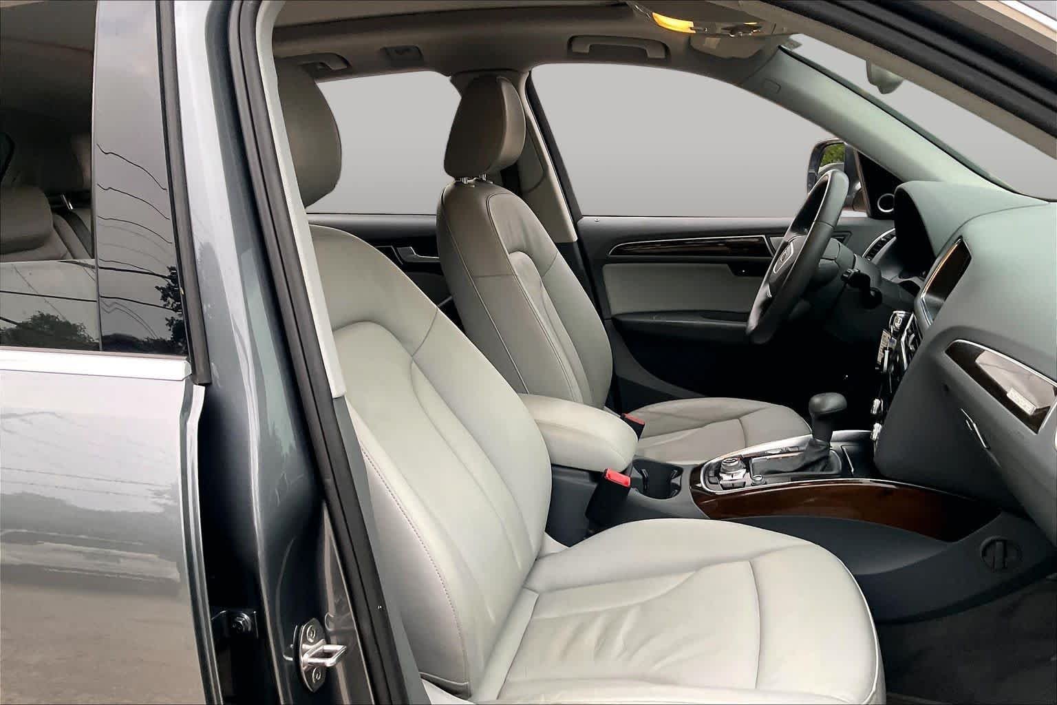 Used 2013 Monsoon Gray Metallic Audi Premium Plus image 8