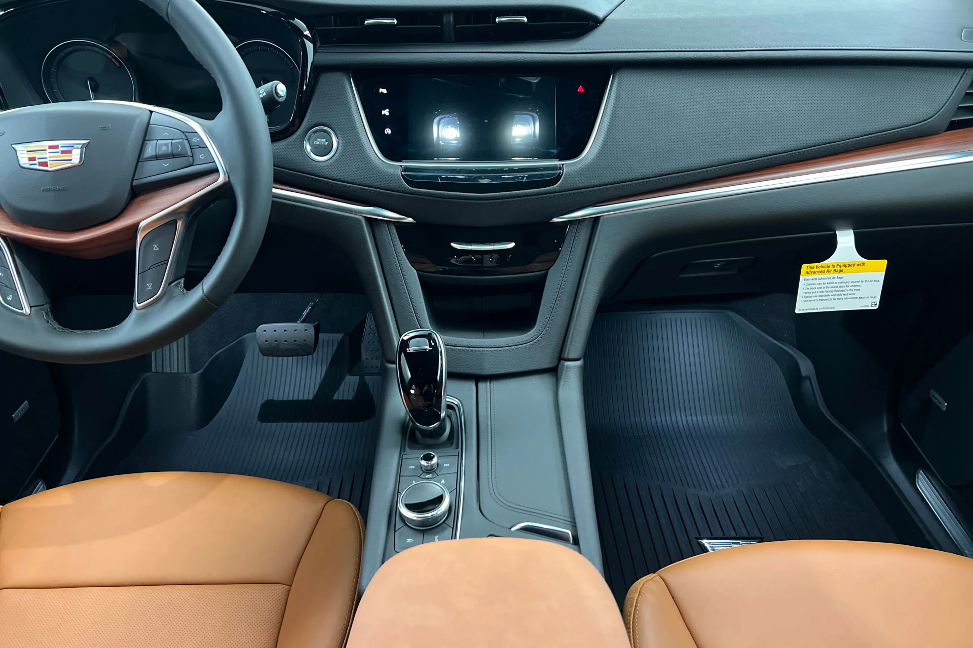 New 2026 Crystal White Tricoat Cadillac Premium Luxury image 13