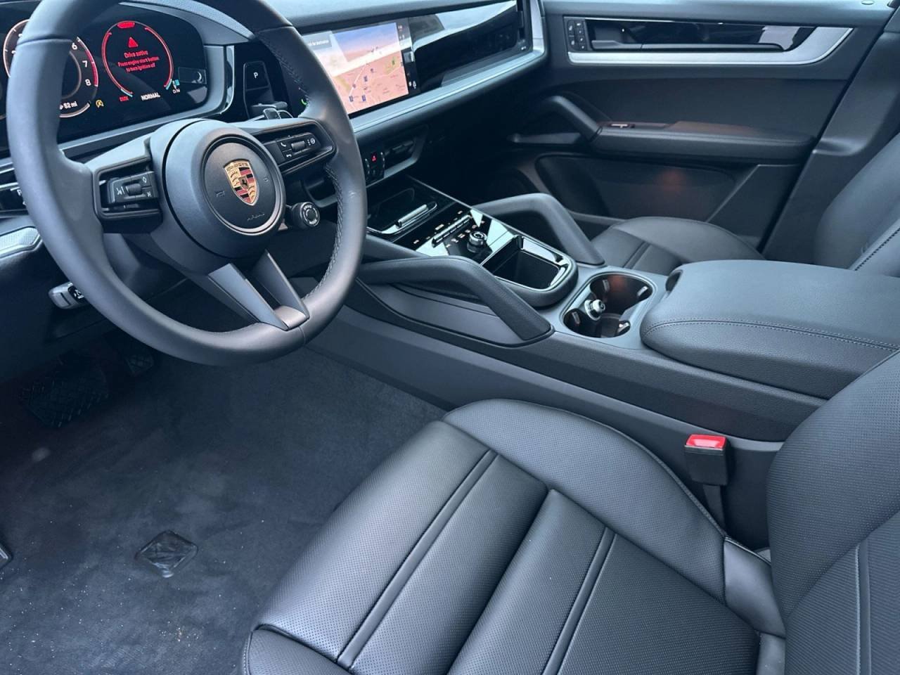 2026 Porsche Cayenne Coup Base - Photo 4