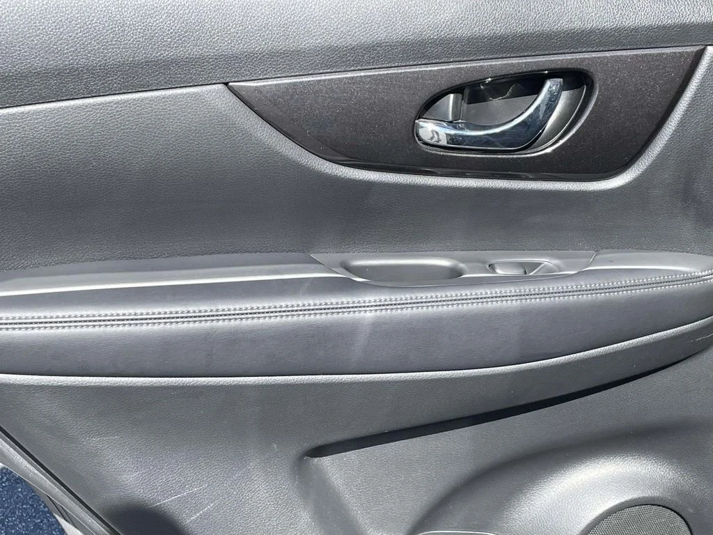Used 2019 Gun Metallic Nissan SV image 14