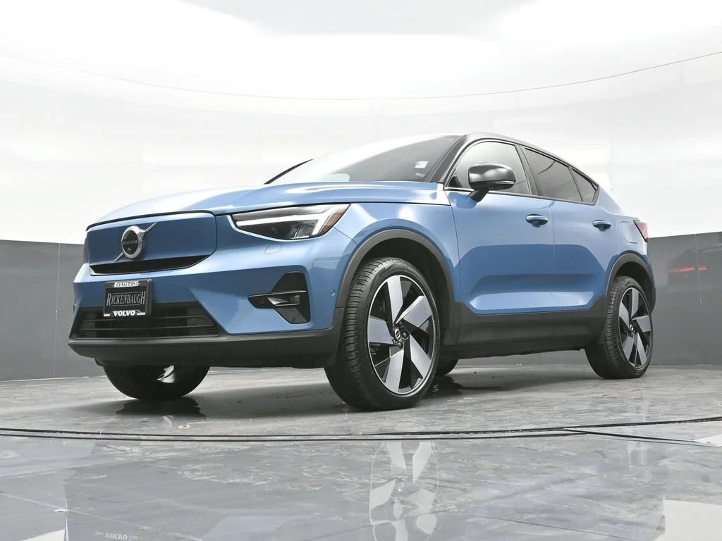 Certified Used 2022 Blue Volvo Ultimate image 17