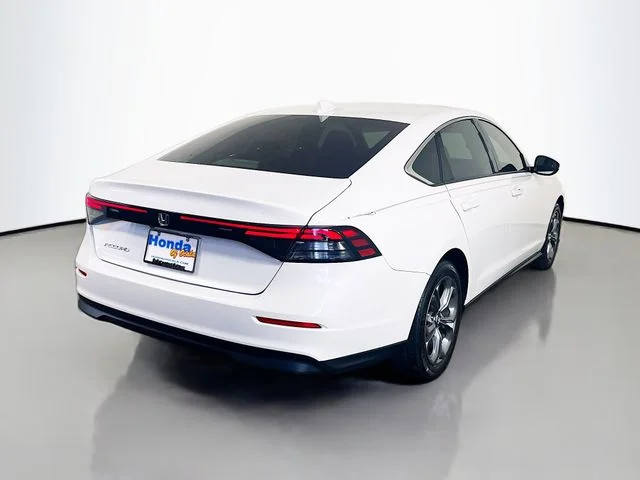 Certified Used 2024 Platinum White Pearl Honda EX image 8