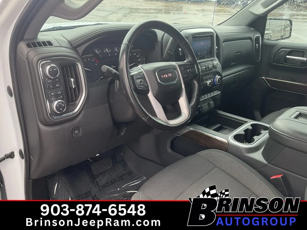 Used 2021 Summit White GMC Elevation image 26