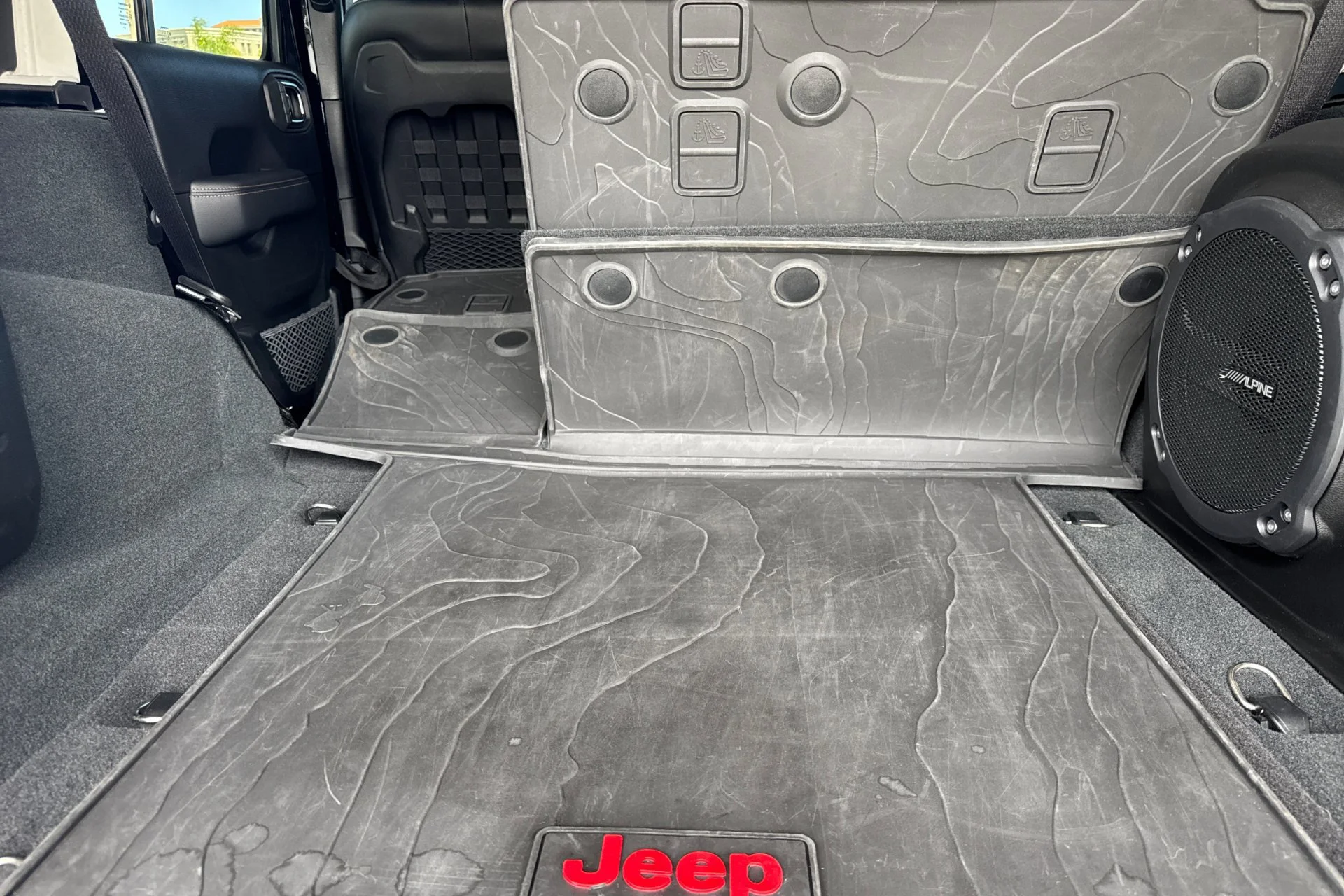2023 Jeep Wrangler 4-Door Rubicon 392 - Photo 17