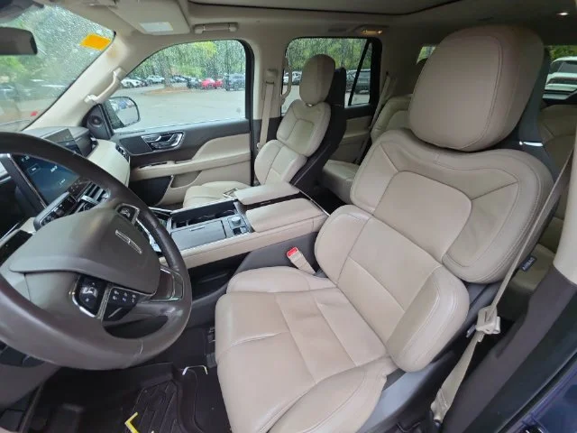 Used 2023 Blue Lincoln Reserve image 11