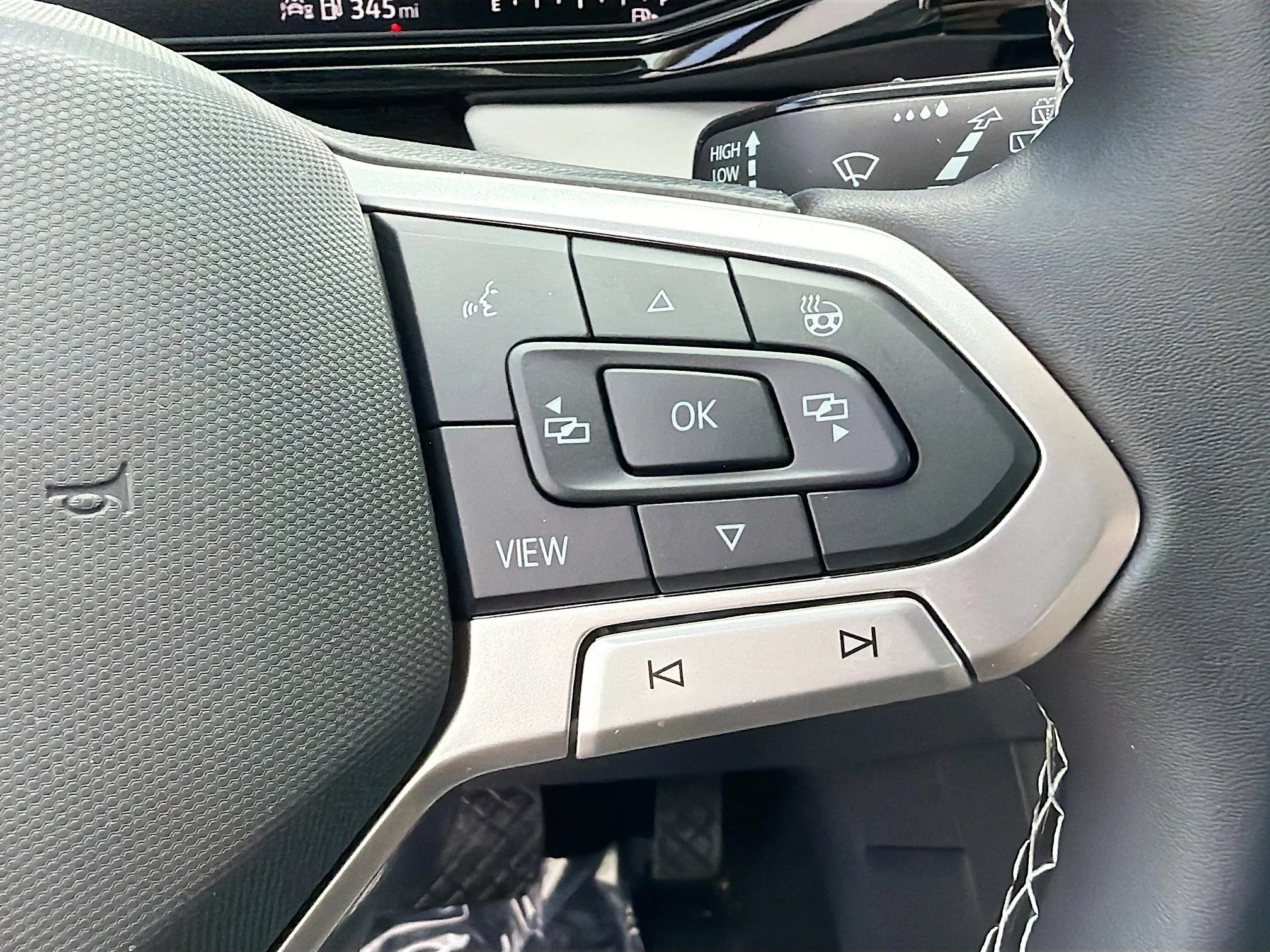 New 2026 White Volkswagen S image 35